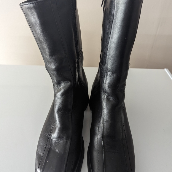 Women's boots. - Picture 7 of 7